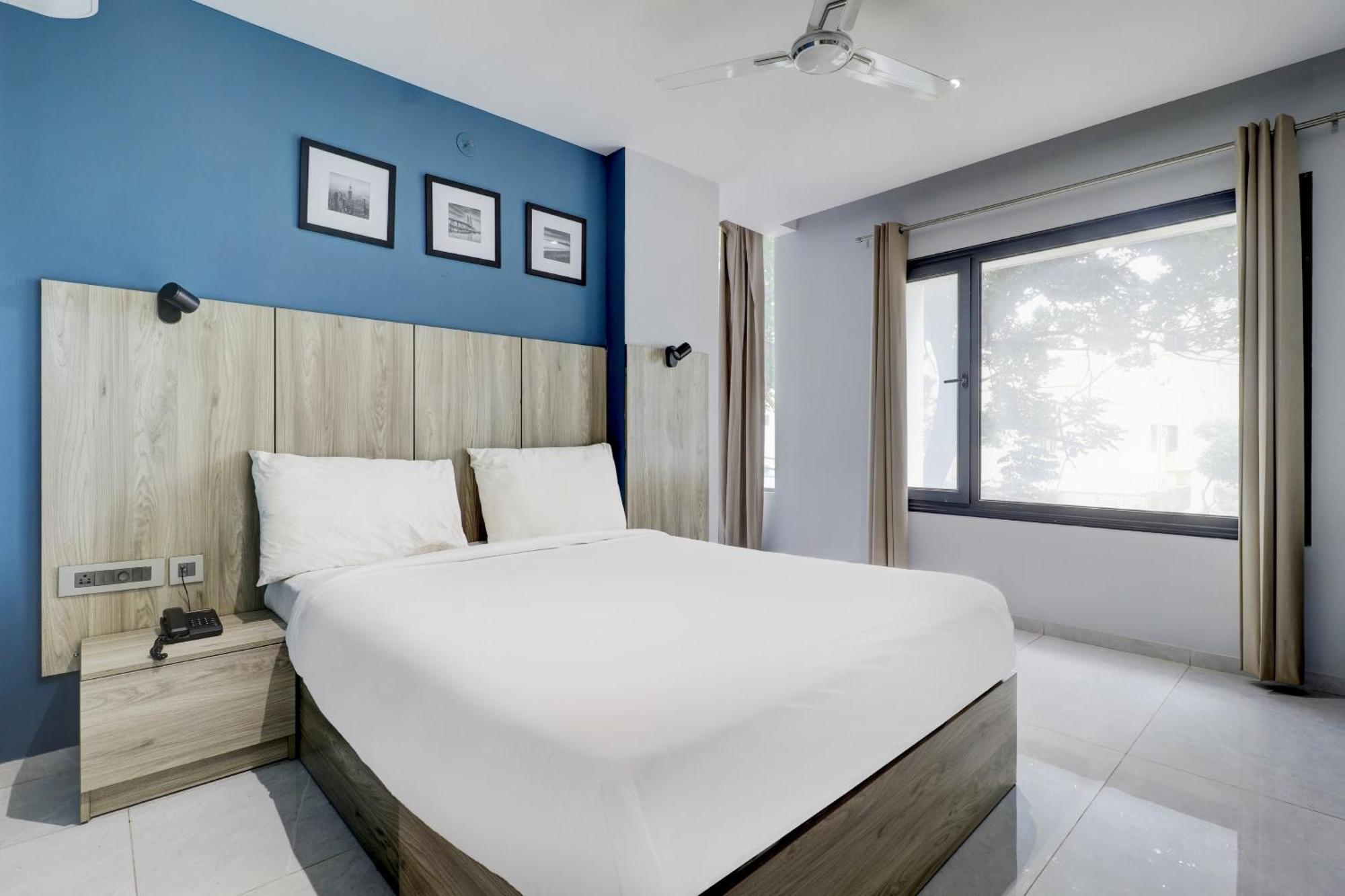 Super Sleek Townhouse Galexia Hotel And Resorts Bangalore Exterior photo