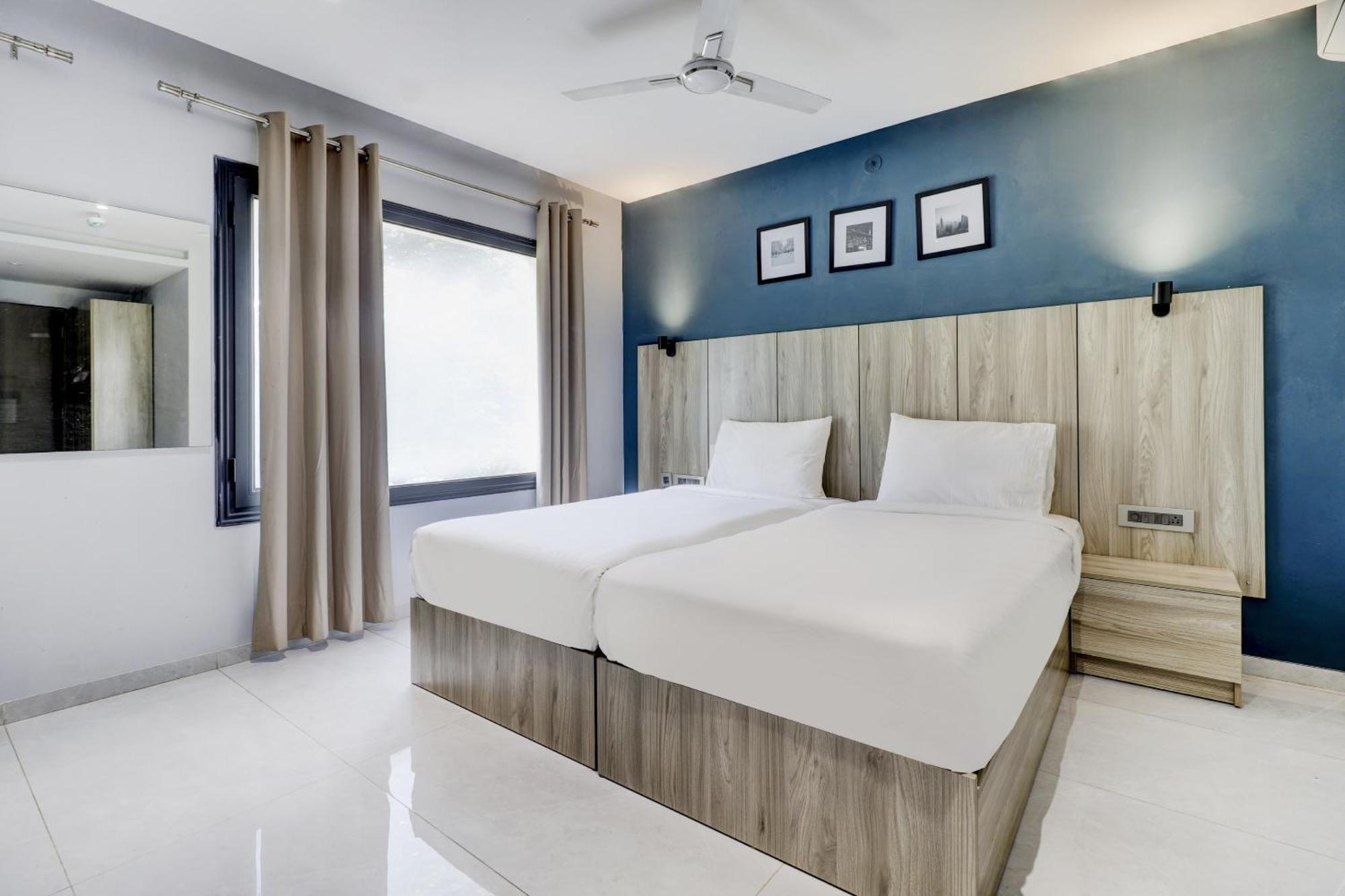 Super Sleek Townhouse Galexia Hotel And Resorts Bangalore Exterior photo