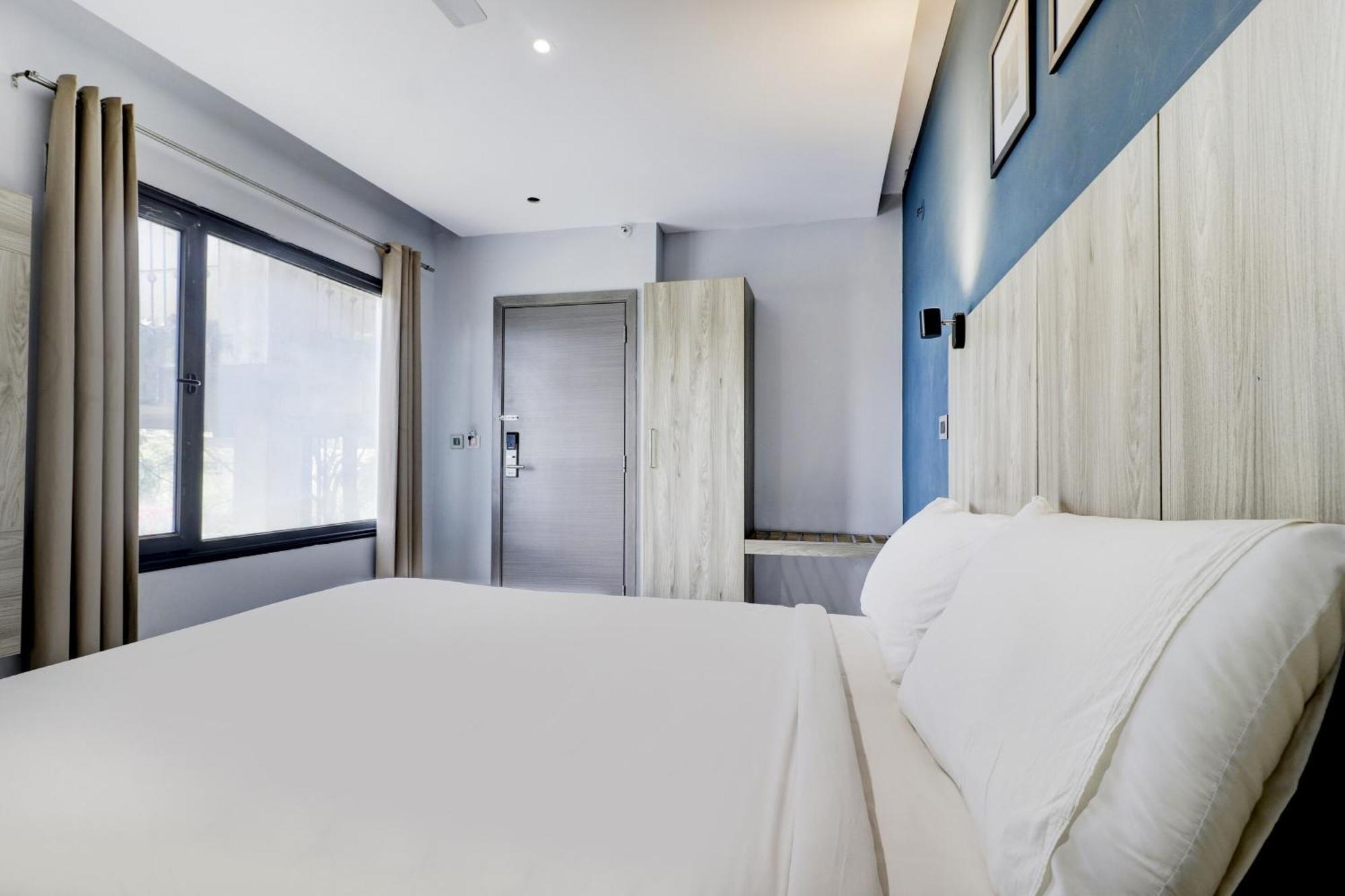 Super Sleek Townhouse Galexia Hotel And Resorts Bangalore Exterior photo